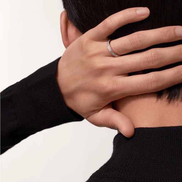 ***SOLD** Cartier Pave Diamonds Love Ring White gold Box +Cert of Authenticity - Picture 10 of 15